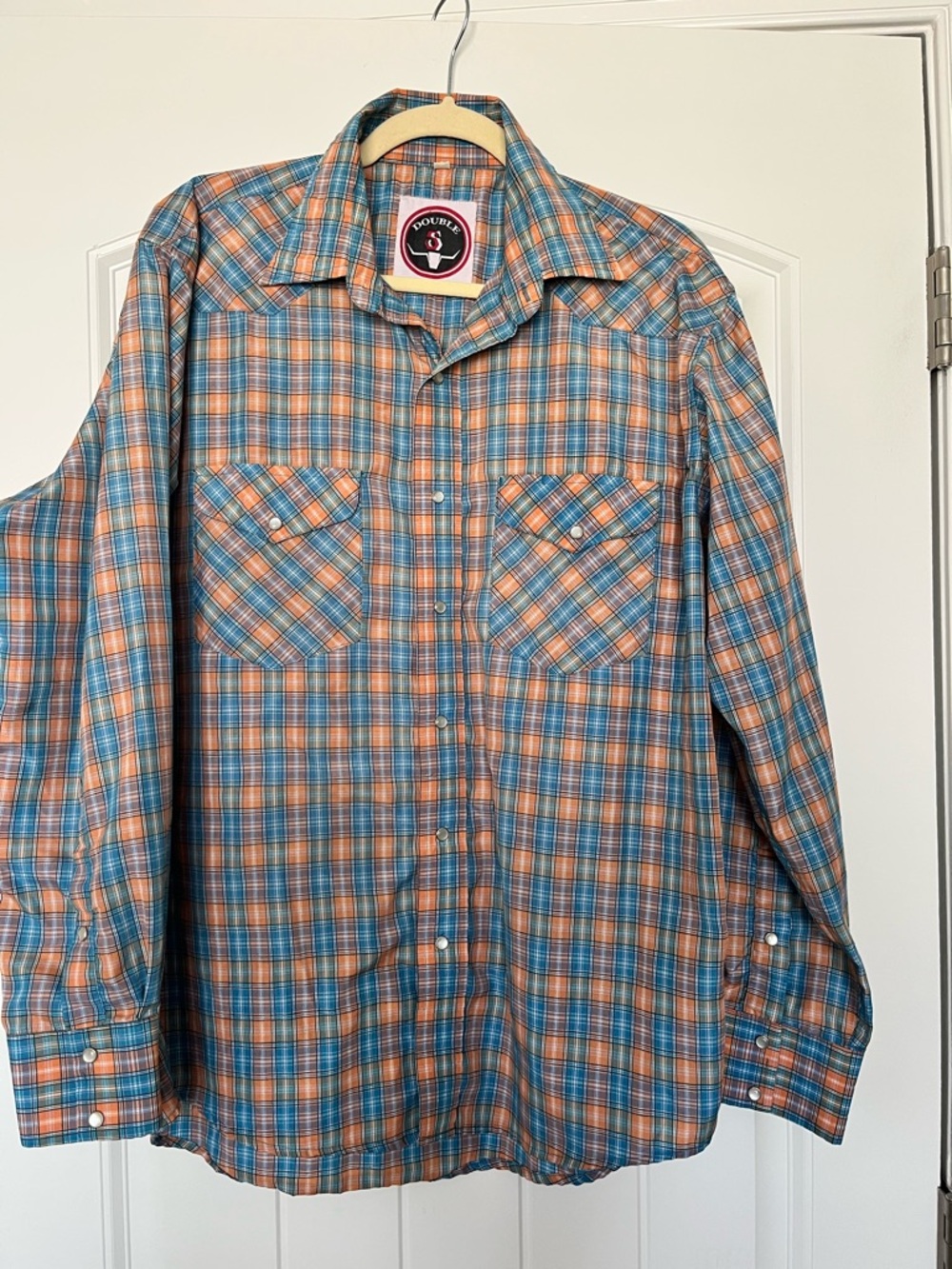 Vintage Double S Western Style Plaid Pearl Snap Shirt in Orange & Blue Large